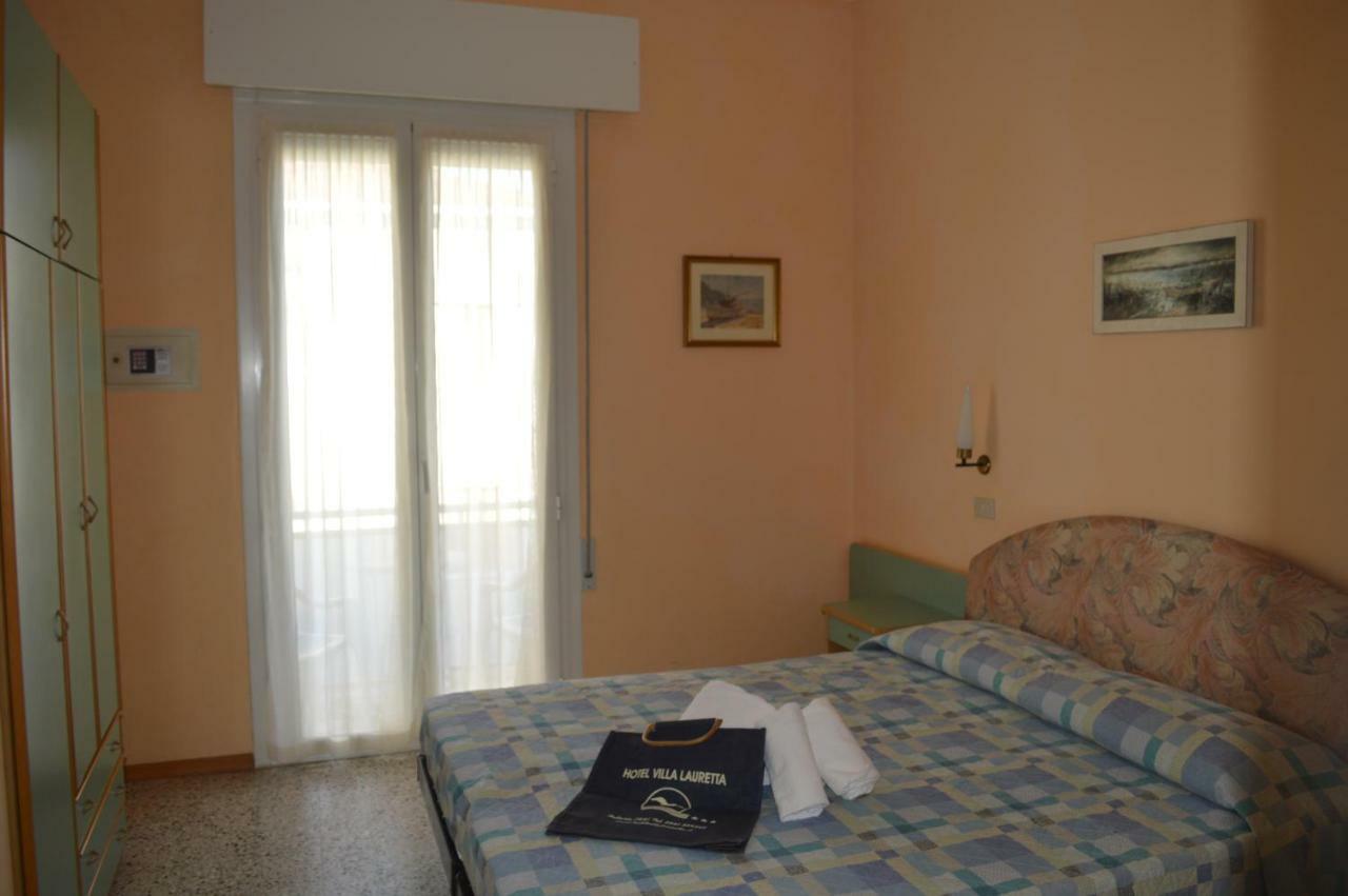Hotel Lauretta Беллария-Иджеа-Марина Экстерьер фото