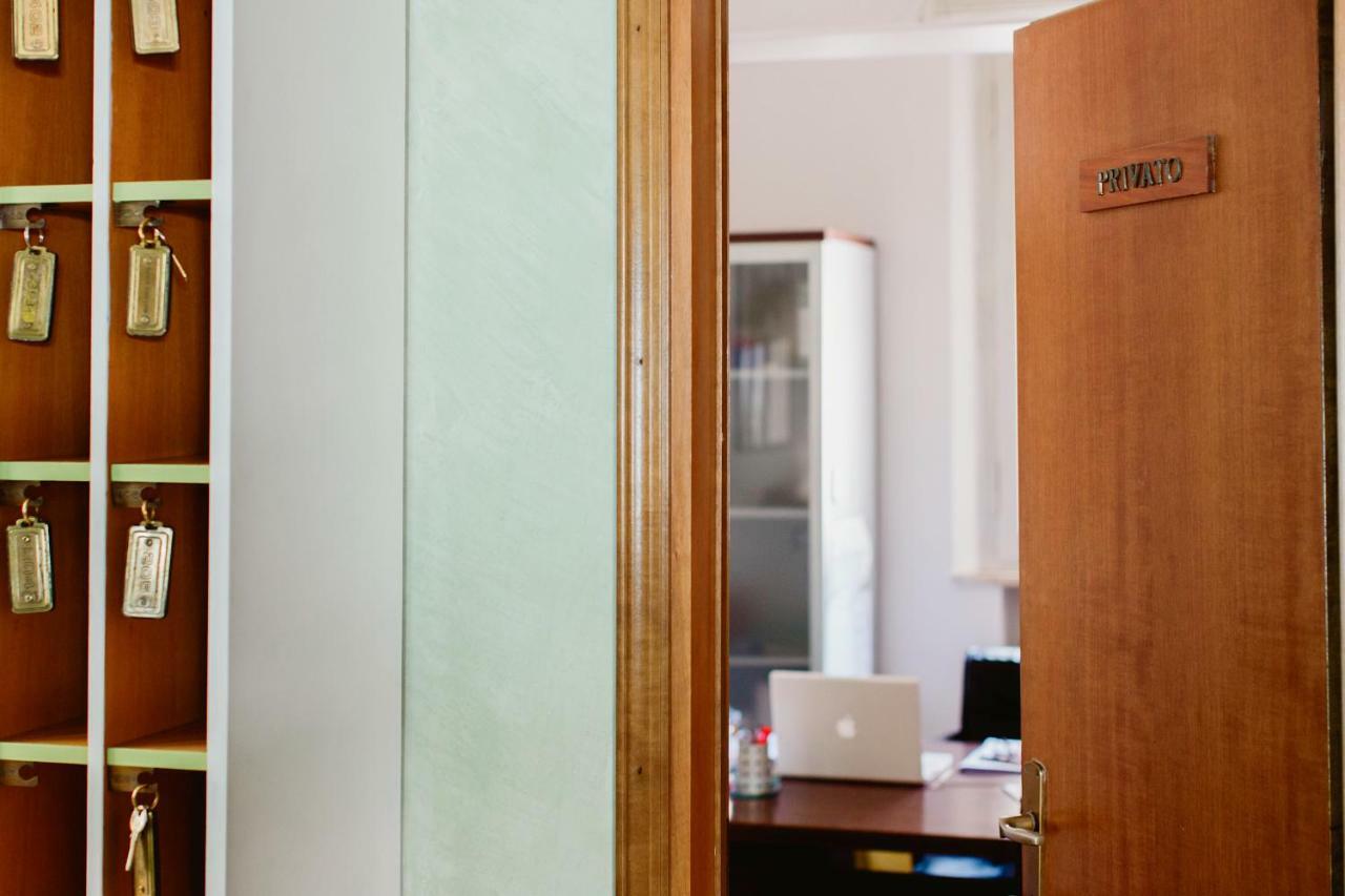 Hotel Lauretta Беллария-Иджеа-Марина Экстерьер фото